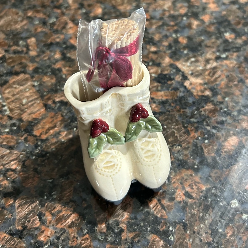 Vintage Porcelain Ice Skates Toothpick Holder with original Toothpicks
